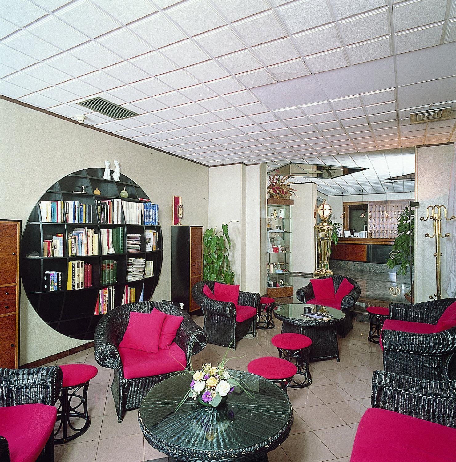 מונטיקיארי Hotel Faro מראה חיצוני תמונה